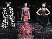 McQueen ipak na Paris Fashion Week-u
