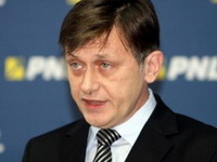 Basesku predao ovlaštenja, Antonesku prelazni predsjednik