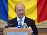 Parlament potvrdio da se Basescu vraća na čelo države