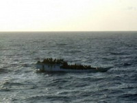Australija: Tone brod sa 150 azilanata