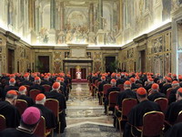 Kardinali započeli proces biranja novog pape, prvo će suziti krug kandidata