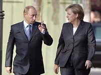 Putin i Merkel pozdravili odlaganje pridruživanja Ukrajine Evropskoj uniji