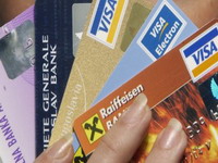 Plaćanje preko interneta koristi 34 odsto vlasnika kartica