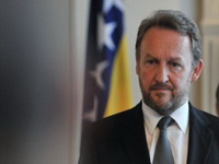 Osim Izetbegovića, kandidati za predsjednika SDA još Ajanović i Mehmedović