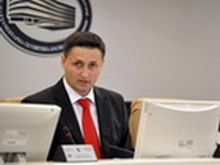 Denis Bećirović uputio otvoreno pismo Valentinu Inzku