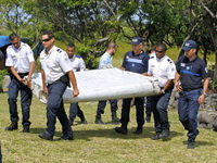 Pronađen deo prtljaga blizu ostataka nestalog malezijskog aviona