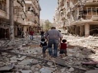 HUMANITARNA KATASTROFA Asad i Rusi sravnjuju Alep sa zemljom, čak 70.000 ljudi očajnički pokušava pobjeći