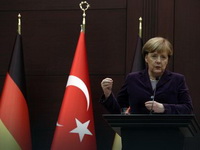 Merkel: Izvršiću pritisak, saradnja s Turskom nephodna