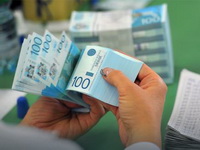 Razlika između najviše i najniže prosečne plate u Srbiji čak 50.000 DINARA