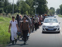 Vulin u Subotici: Nećemo upotrebiti silu dokle god su migranti mirni