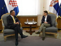 Brnabić i Dačić primili u oproštajnu posetu ambasadora Hrvatske, Vučić ide u Zagreb