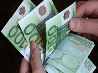Najviša plaća u Sloveniji, najmanja u BiH i Makedoniji
