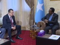 Nakon što je izbegao teroristički napad u Mogadišu, Dačić "završio" u Atini zbog kvara aviona