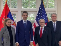 Ambasador Đurić uručio priznanja - Počast Davidu Vujiću i Olgi Ravasi za gradnju mostova između naroda Srbije i SAD