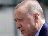 Katimerini: Posle najvećeg izbornog poraza Erdogan više nije nepobediv