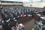 Jedan ministar, armija pomoćnika