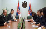 Koštunica diskvalifikuje kao premijer