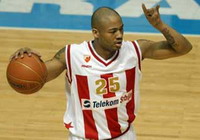 SL: Prvi bodovi za oslabljenu Zvezdu