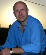 Oslobođen Alan Džonston
