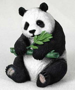 Panda pali mirišljave štapiće
