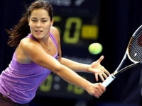 Ana Ivanović kao brzi voz u Štutgartu