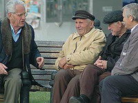 U penziju sa 63,5 i 58,5 godina starosti