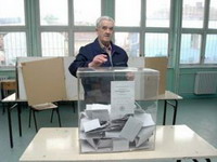Devet kandidata u izbornoj trci