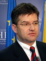 Novogodišnja čestitka Miroslava Lajčaka