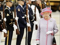 Al Kaida planirala atentat na britansku kraljicu
