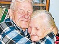 Muž i žena se sreli posle 60 godina