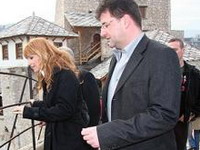 Lajčak: Ustav pitanje broj jedan