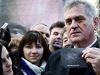 Nova Nikolićeva pretnja Tadiću