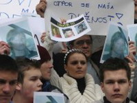 Hiljade ljudi protestovalo u Sarajevu protiv nasilja