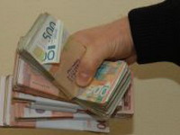 Naš dinar sve teže pliva
