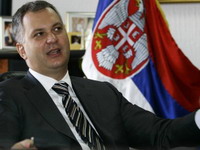 Šutanovac: Vlada neće pasti