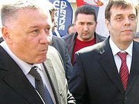 Koštunica za jače veze sa Srpskom