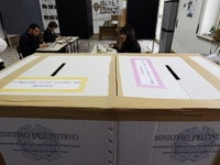 Danas vanredni parlamentarni izbori u Italiji