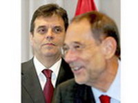 Koštunica: Odgovor 'neutralnom' Solani
