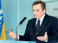 Silajdžić glasao protiv ratifikacije ugovora sa SPC