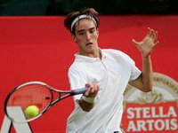 Troicki pobedom startovao na travi