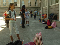 Knjige i pribor za đaka do 16.000 dinara