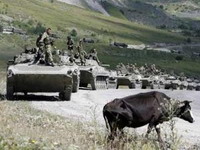 Gruzijske se snage povlače pred ruskom ofanzivom