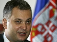 Šutanovac pozvao Mladića da se preda