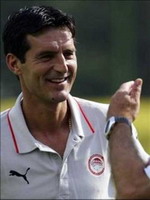 Čedomir Janevski novi trener Crvene zvezde