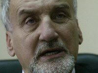 BIA ima saznanja o Mladićevim jatacima