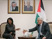 Rice doputovala u Ramallah na razgovore s Abasom