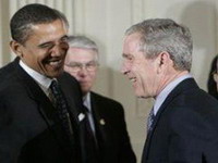 Obama prvi put kročio u Ovalnu kancelariju