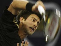 Federer ispao, Novak protiv Simona