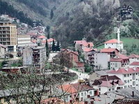 Ambasador Tatham danas u Srebrenici