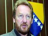 Potpredsjednik SDA u raljama: Bakir Izetbegović sam sebe ruši!